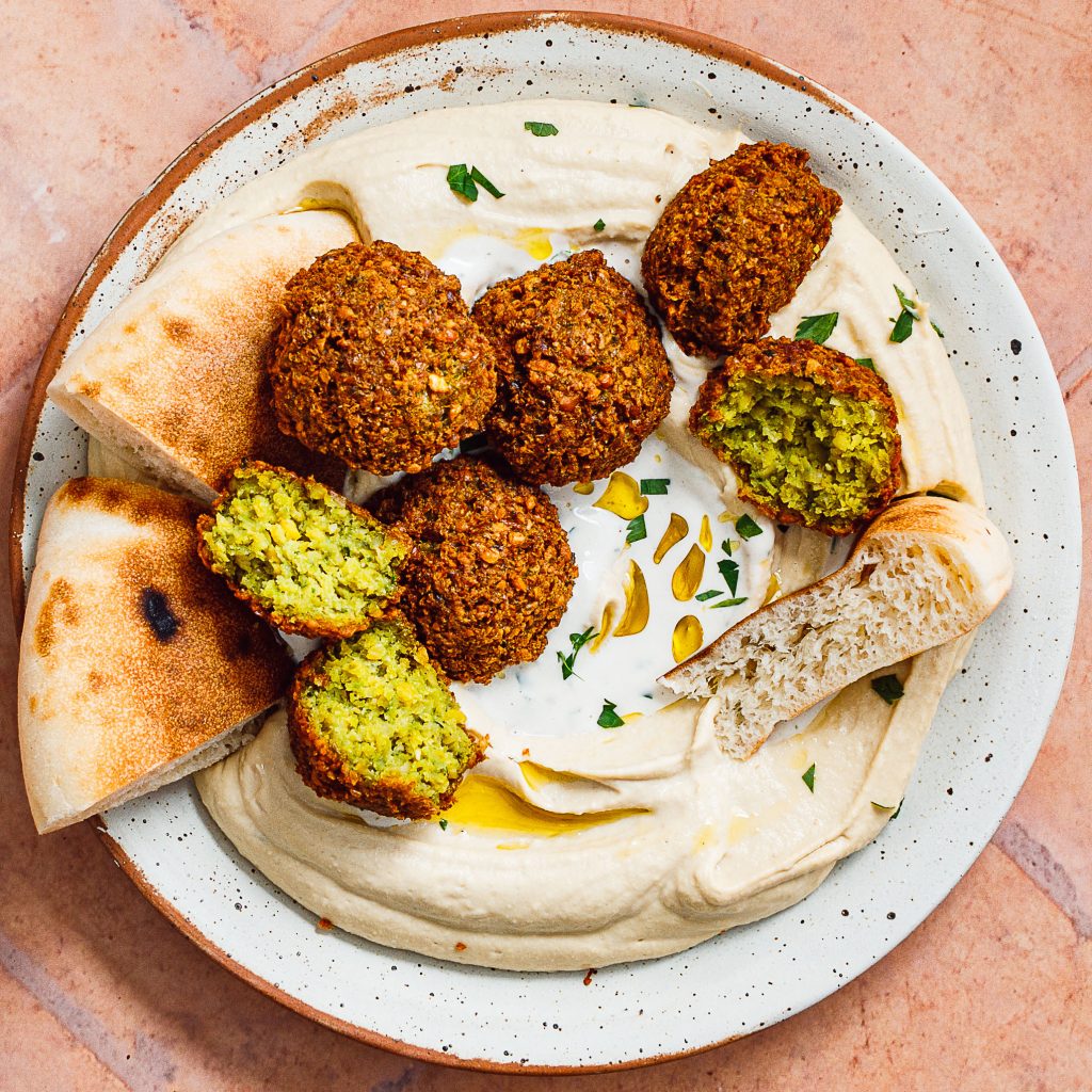 GARBANZOS - Hummus Plate with Falafel